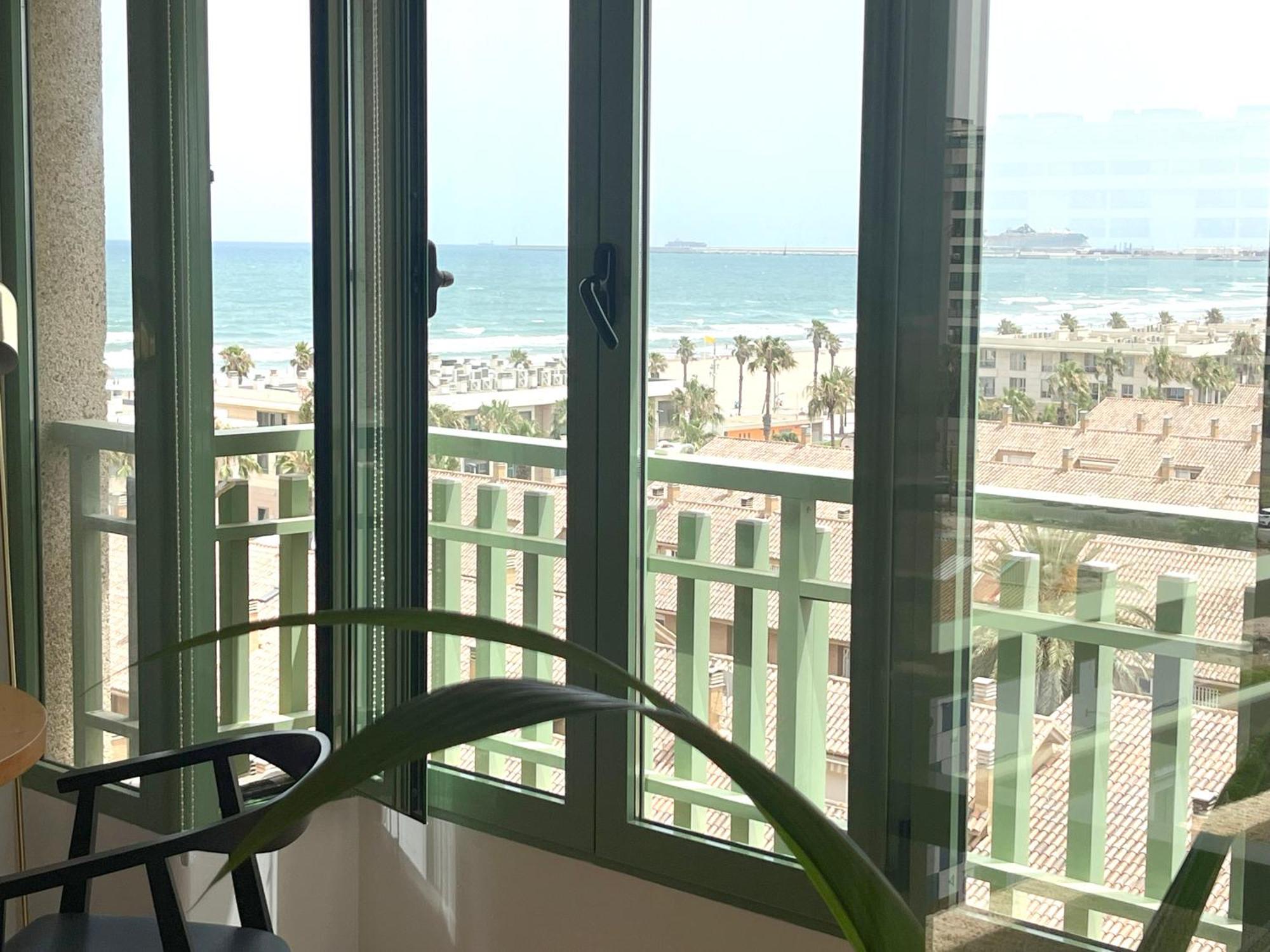 Stylish Well-Connected Beachfront Flat فالنسيا المظهر الخارجي الصورة